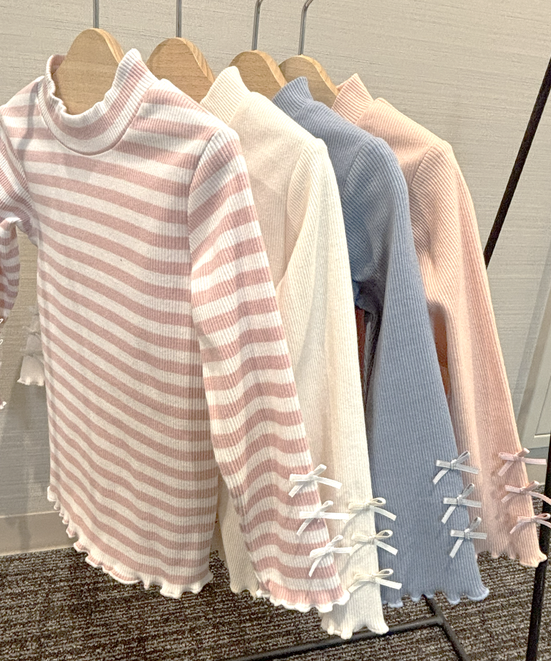 BABBLE BOON ハイネックTシャツ